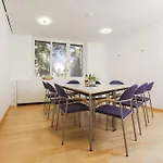 호텔 Akademie Pankow 3*