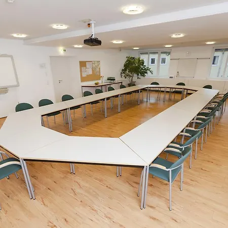 Akademie Pankow 3* Берлин