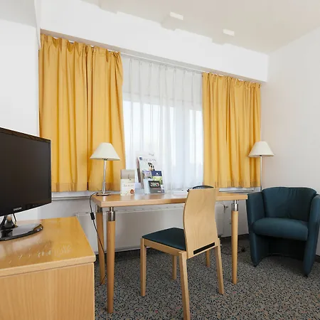 Ξενοδοχείο Akademie Pankow 3*